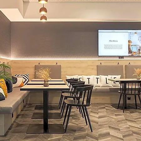 - The Niu, Kettle Vaihingen By Ihg 3* シュトゥットガルト