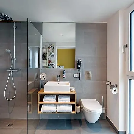 - The Niu, Kettle Vaihingen By Ihg 3*